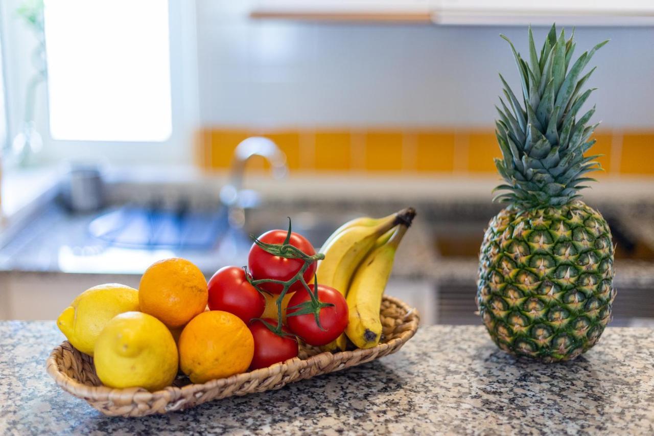 Sunny Apartment With Sea View Тавира Екстериор снимка