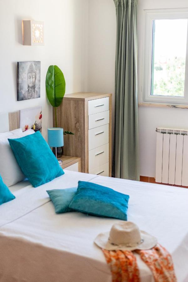 Sunny Apartment With Sea View Тавира Екстериор снимка