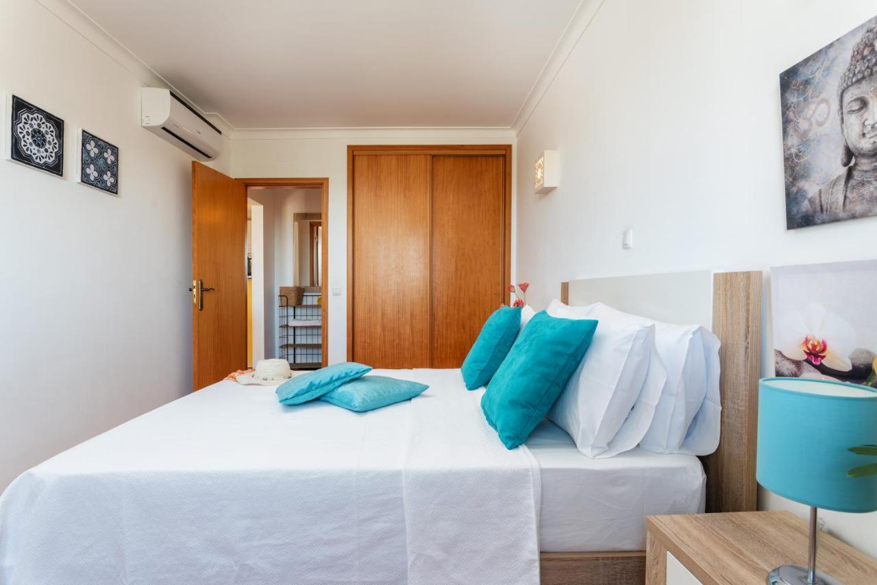 Sunny Apartment With Sea View Тавира Екстериор снимка