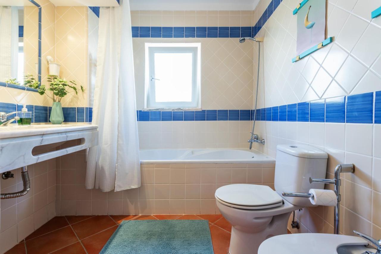 Sunny Apartment With Sea View Тавира Екстериор снимка